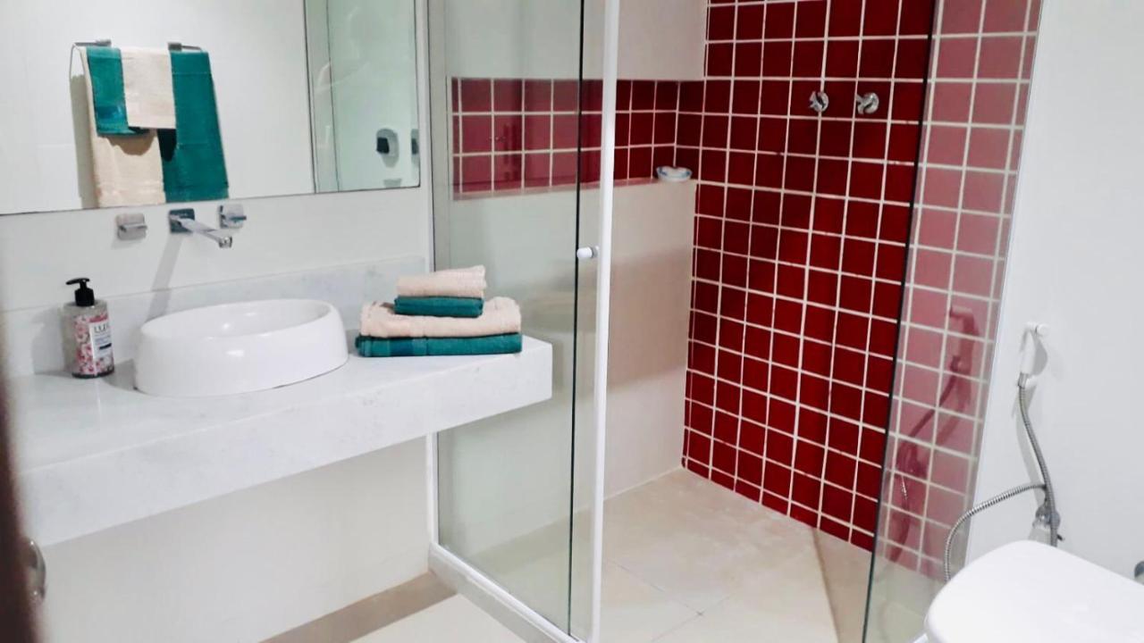 Apartemen Amplo E Confortavel. Ar Condic, Wifi, Tv. Metro. Tijuca. Rio de Janeiro