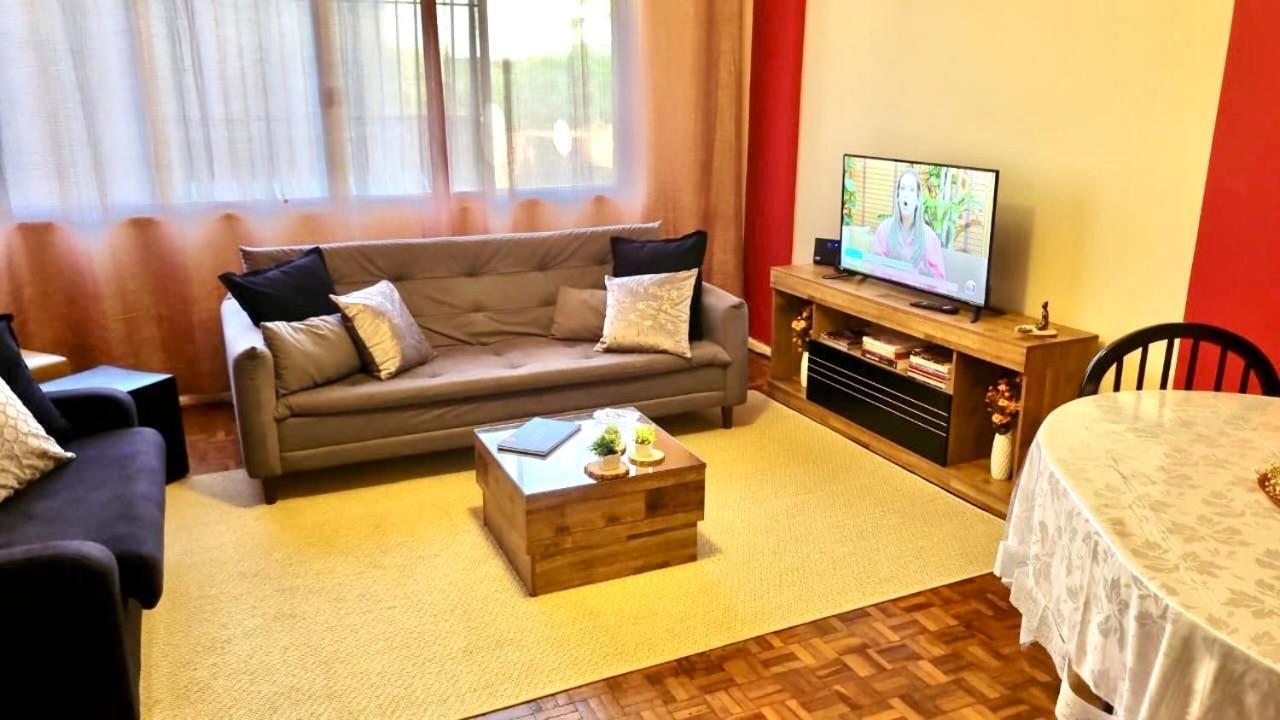 Amplo E Confortavel. Ar Condic, Wifi, Tv. Metro. Tijuca. Apartemen *